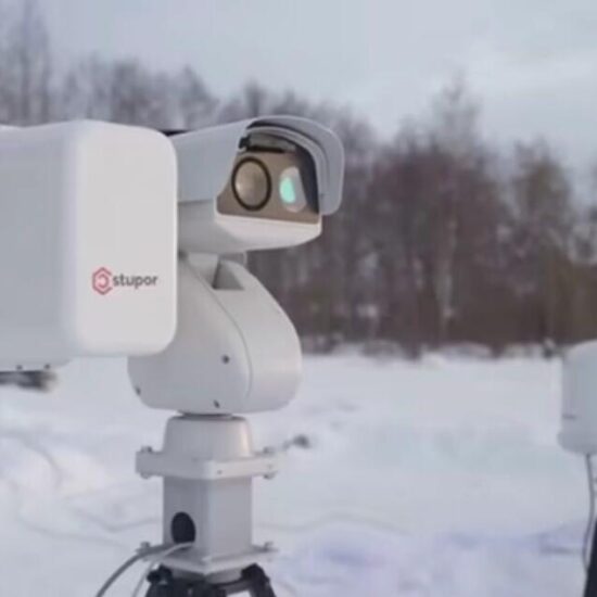 俄罗斯推出人工智能驱动的无人机防御系统